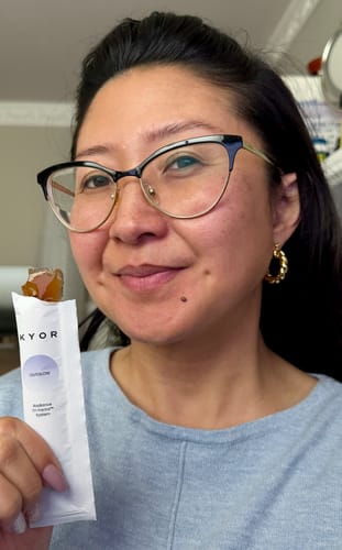 Customer photo review of OUTGLOW - Radiance Tri-Factor™ Jelly