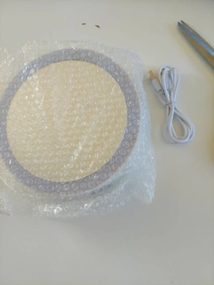Customer photo review of Miroir de Maquillage Double Face 1X & 10X Lumineux Pliable Grossissant