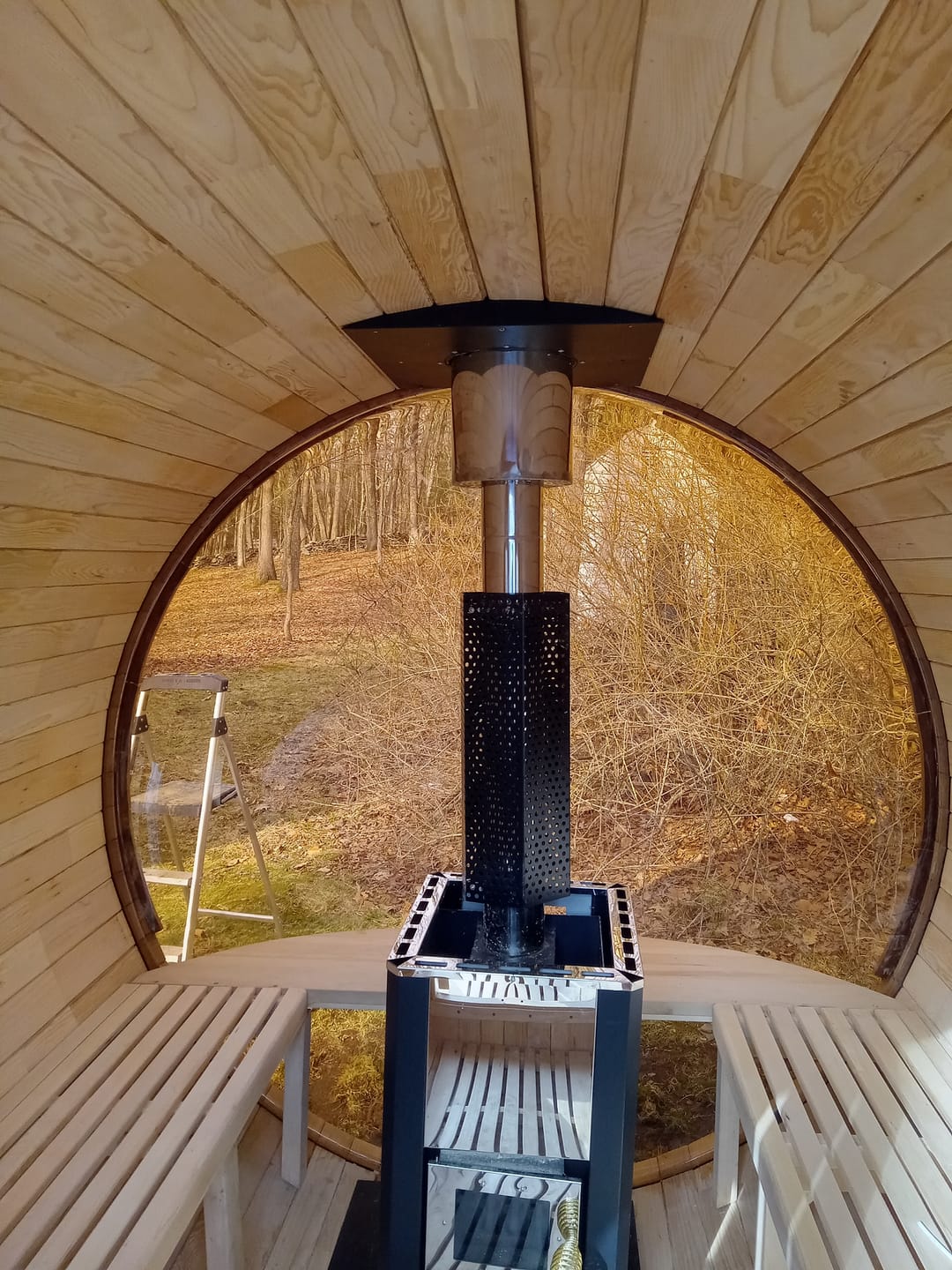 Customer photo review of Smartmak® 4 People Barrel Sauna With Panoramic View Window - Barrel 5