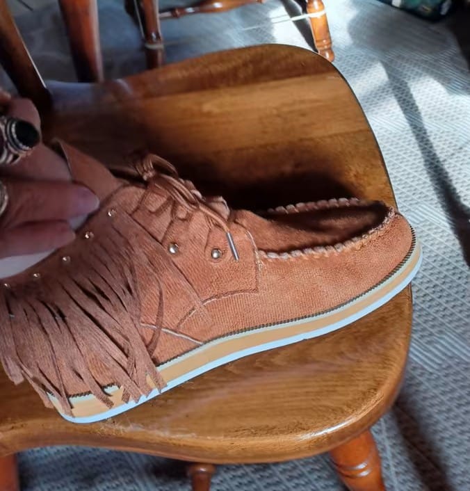 Customer photo review of Last Day 50% OFF-Women's Chelsea Ankle Boots