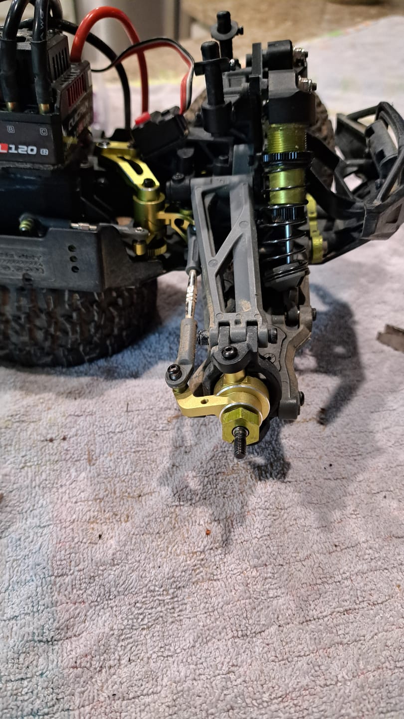 Customer photo review of Aluminum Front Steering Hub For RZ001 and XTS-F10