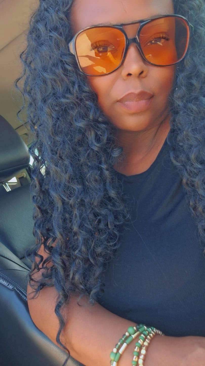 Customer photo review of Shake N Go Organique Weave - WATER CURL 30"
