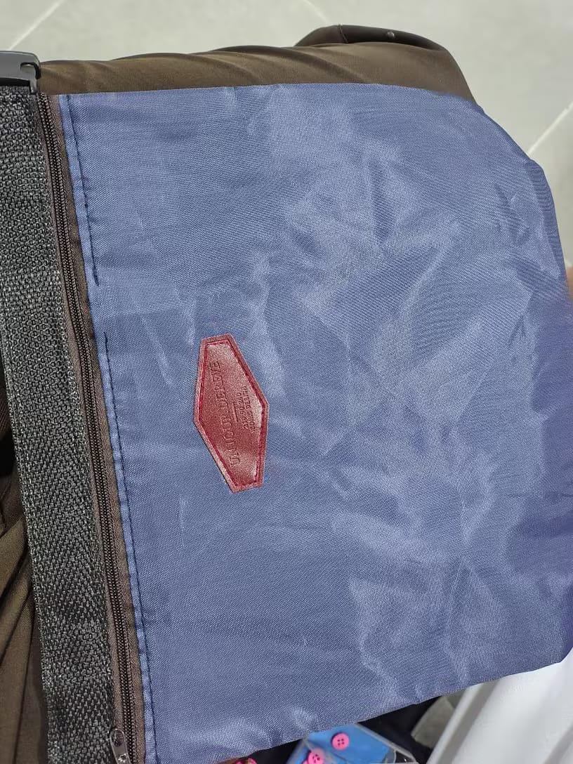 Customer photo review of Insulated Portable Lunch Bag & Food Storage Handbag