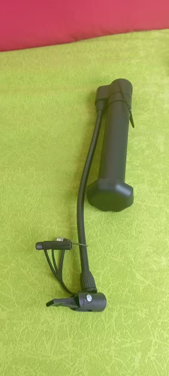 Customer photo review of 80 PSI Manual Floor Bike Pump & Inflator
