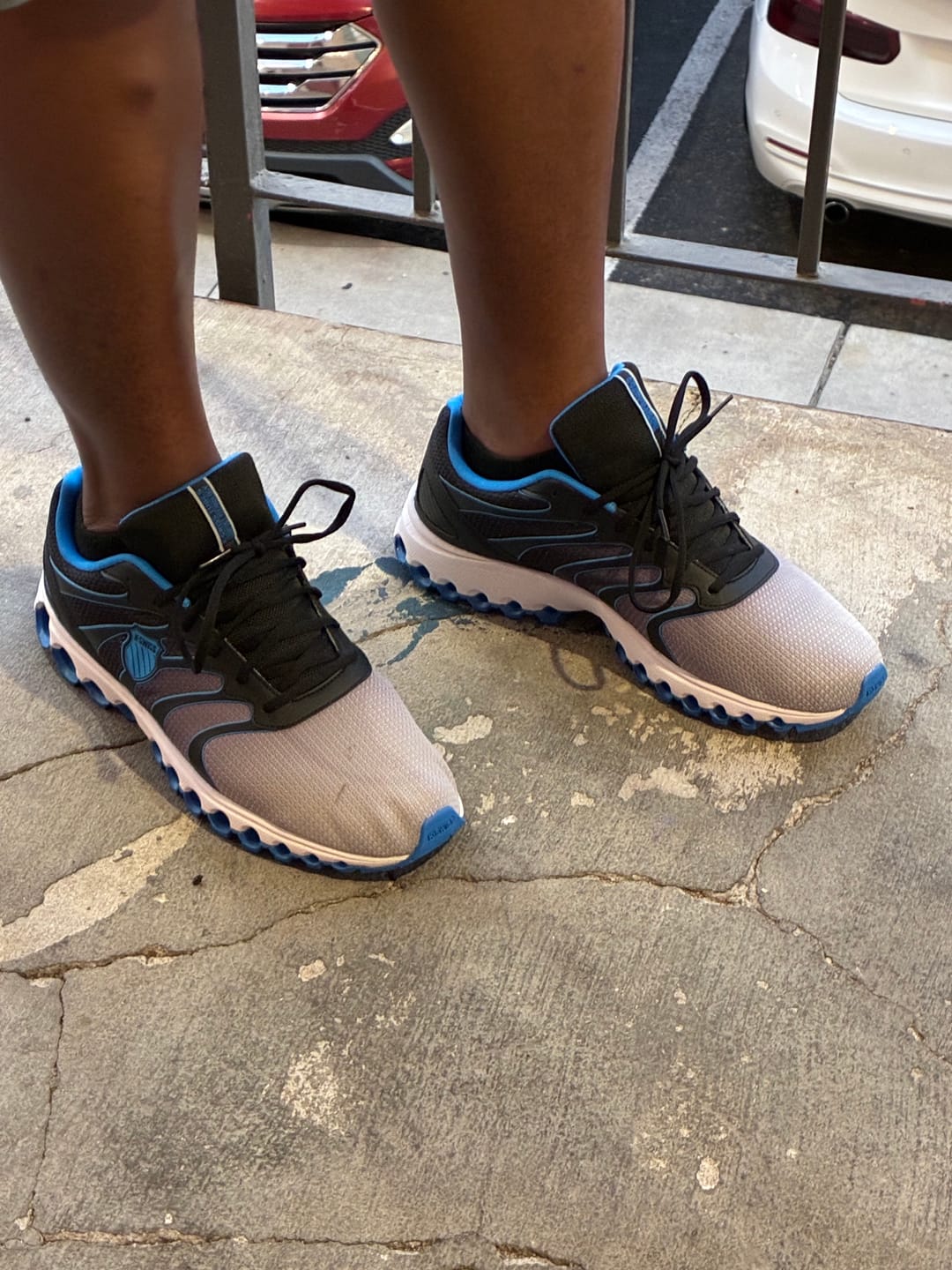 Customer photo review of 07112-033-M | TUBES 200 | BLACK/BRILLIANT BLUE/VAPOR BLUE WHITE