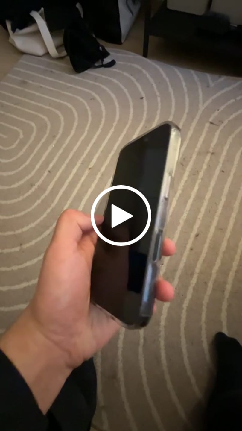 Customer video review of iPhone 17 panssarilasi Riite - Asennuskehikolla, Privacy