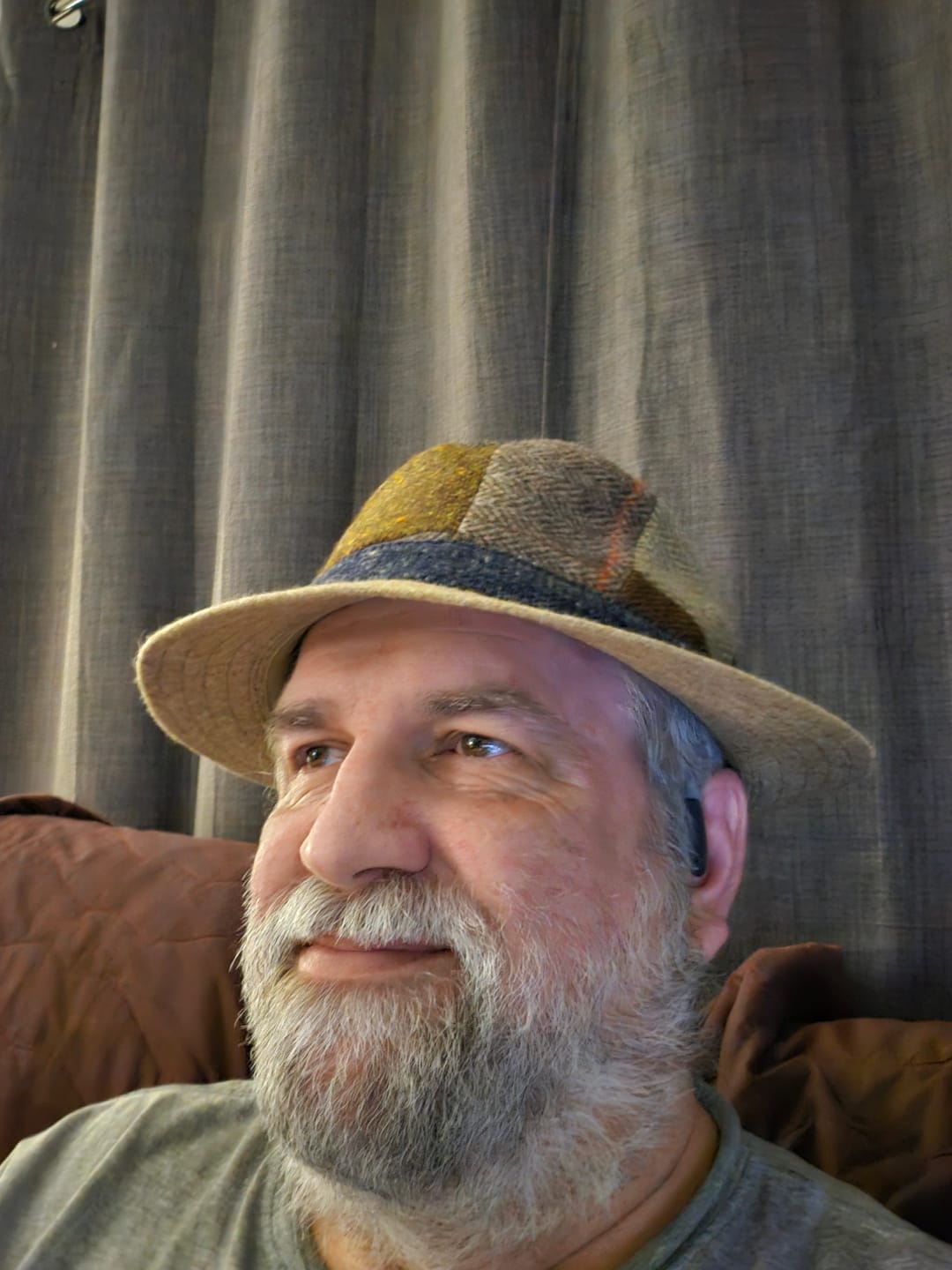 Customer photo review of Walking Hat Patchwork Tweed
