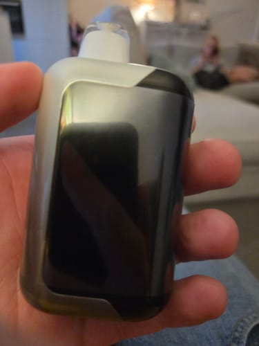 Customer photo review of SMOK Spaceman - SP40000 - 40000 Bouffées - 2% de nicotine - Puff Jetable / Vape Disposable