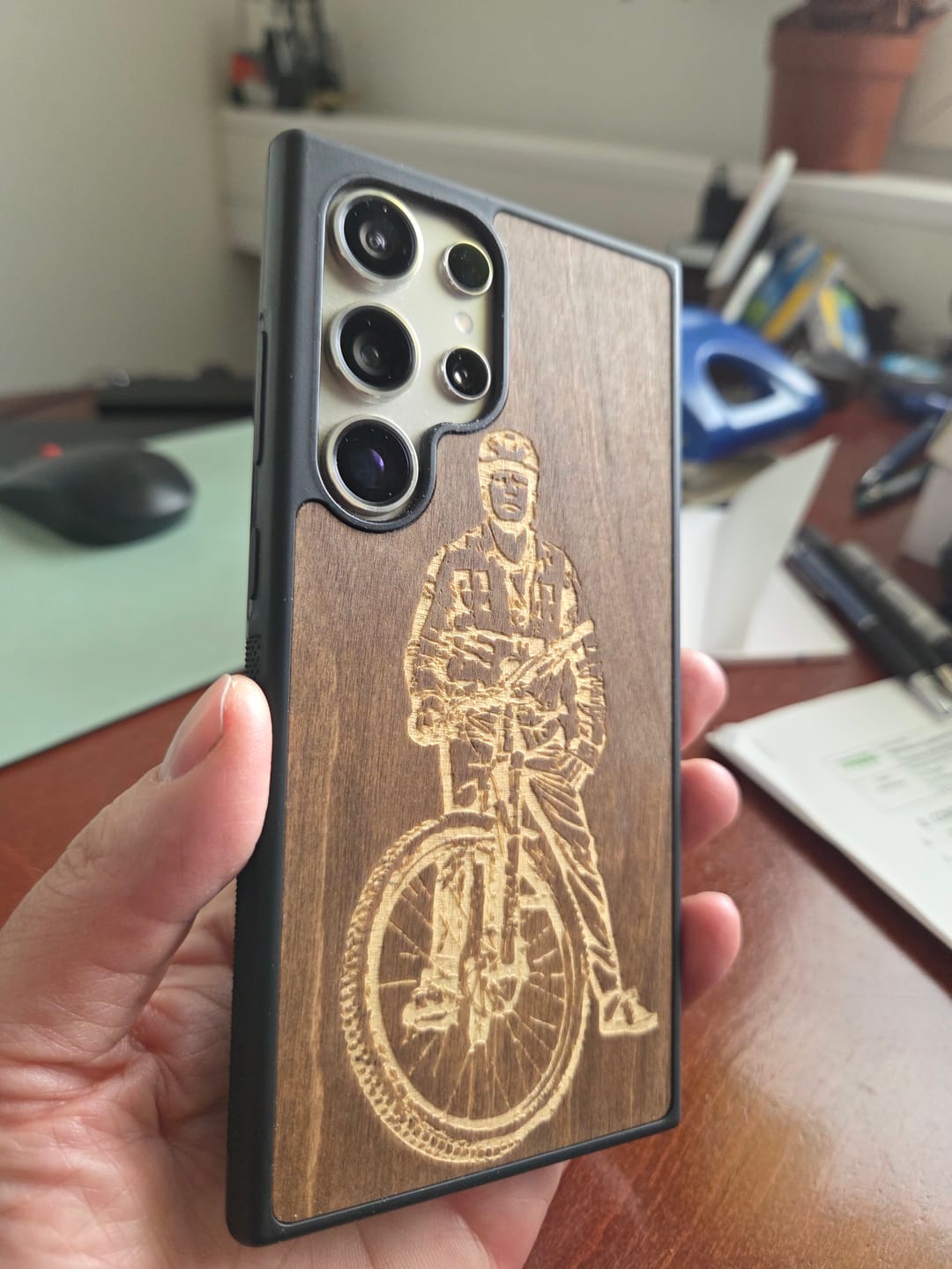 Customer photo review of TERWA – Puhelimen kuoret tervatusta koivusta 🇫🇮