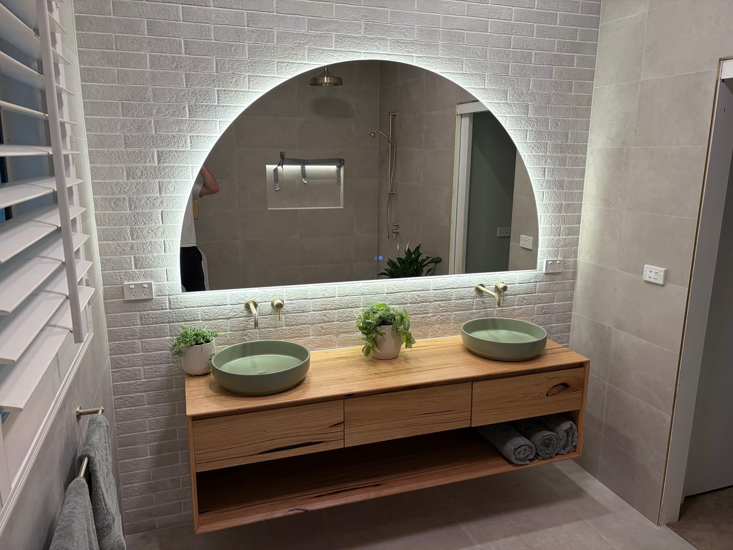 Customer photo review of Arch Back-Lit LED Bathroom Mirror | 1000 x 1800