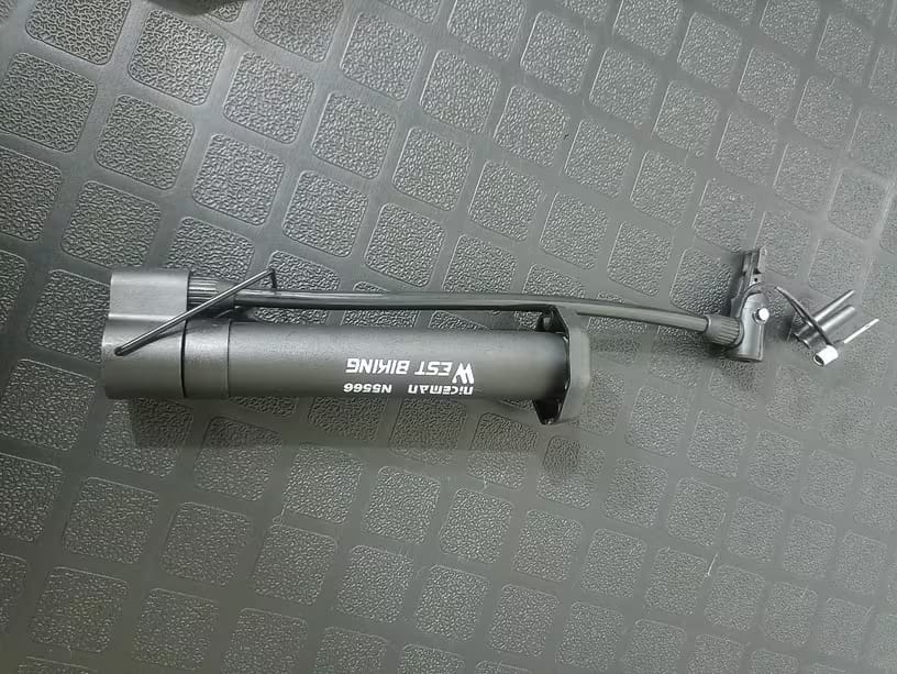 Customer photo review of Manuelle Standfahrradpumpe & Aufblasgerät 5,5 bar