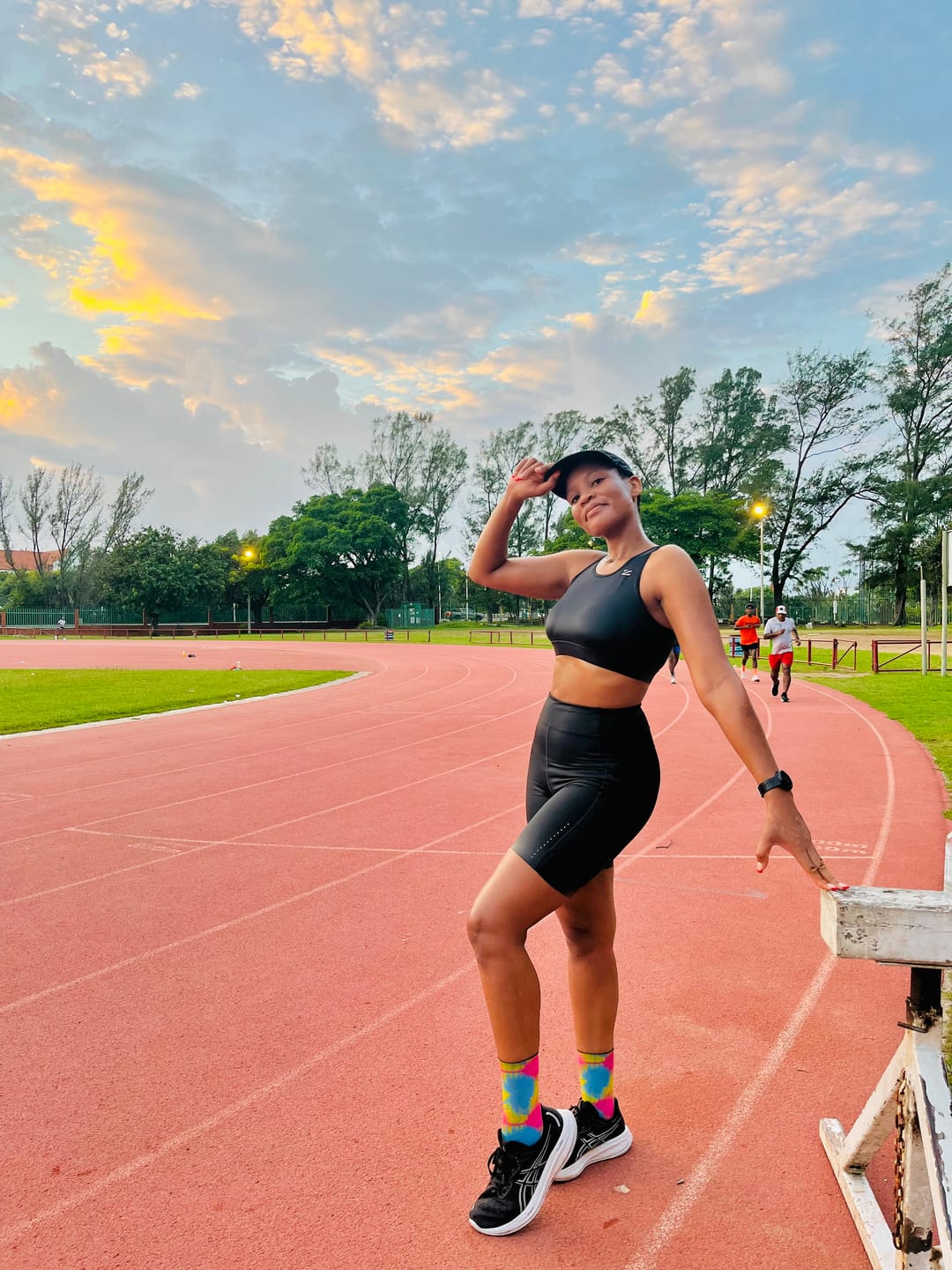 Customer photo review of Women’s High Rise Knee-Length Pocket Shorts