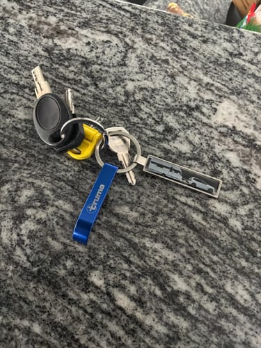 Customer photo review of Österreich Kennzeichen Schlüsselanhänger Mini Nummernschild Metall
