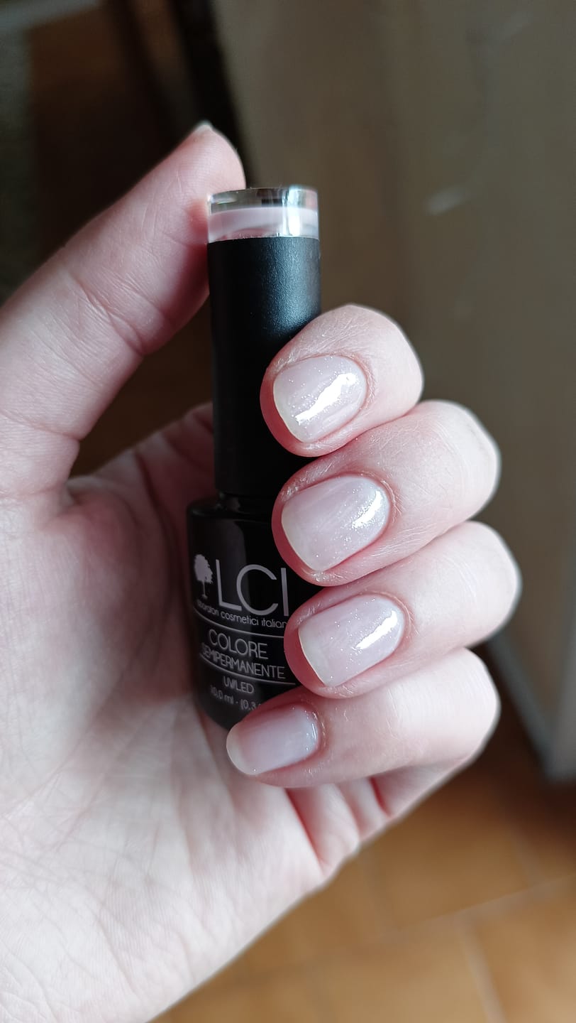 Customer photo review of Smalto Semipermanente LCI -  Trasparente glitterato 3