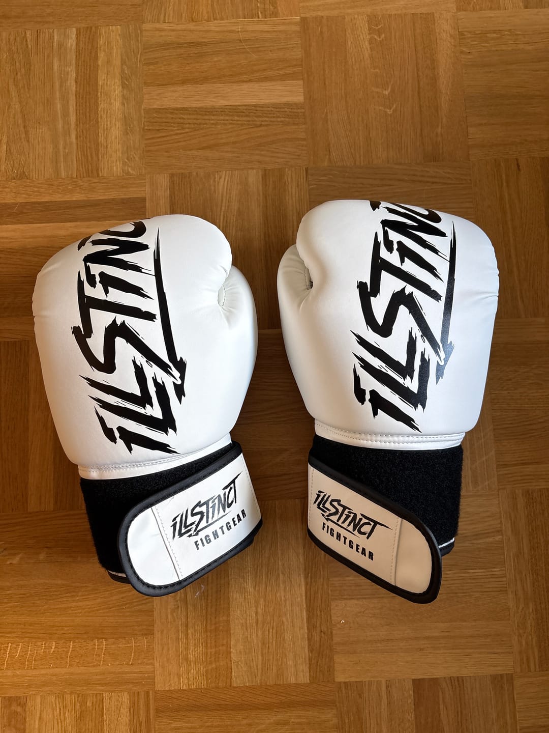 Customer photo review of Skilltech Boxhandschuhe
