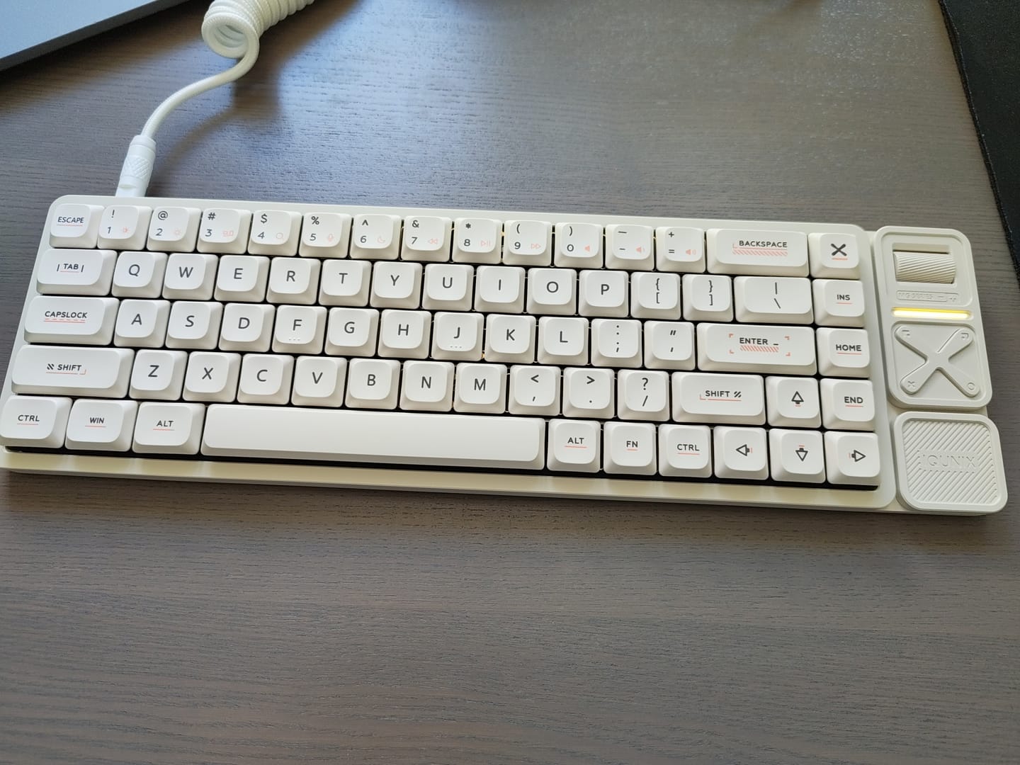 Customer photo review of IQUNIX Magi65 Aluminum Low Profile Mechanical Keyboard