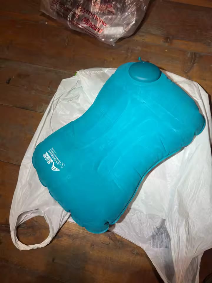 Customer photo review of Ultralight Press-to-Inflate Camping Travel Pillow
