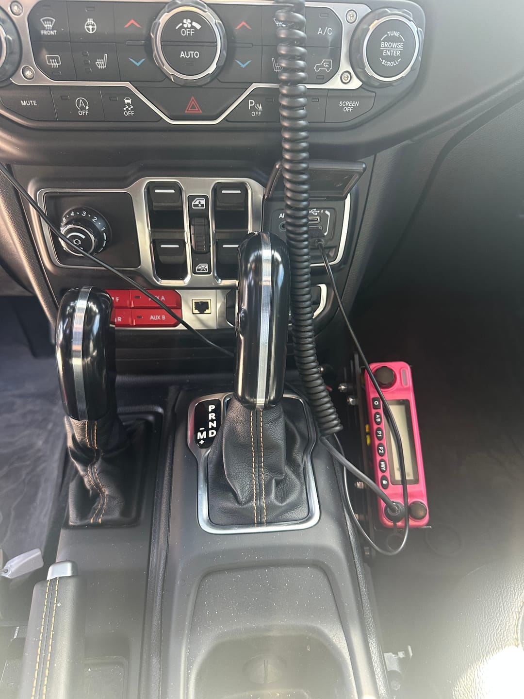 Customer photo review of Shifter Package for 2018 + Jeep Wrangler JL  & Gladiator - CMM Offroad