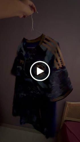 Customer video review of Maillot 25/26  japon anime Spécial  style blue