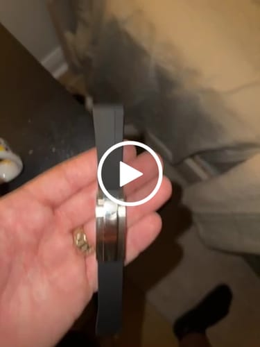 Customer video review of Black Rubber Strap – Durable & comfy for sports or casual.