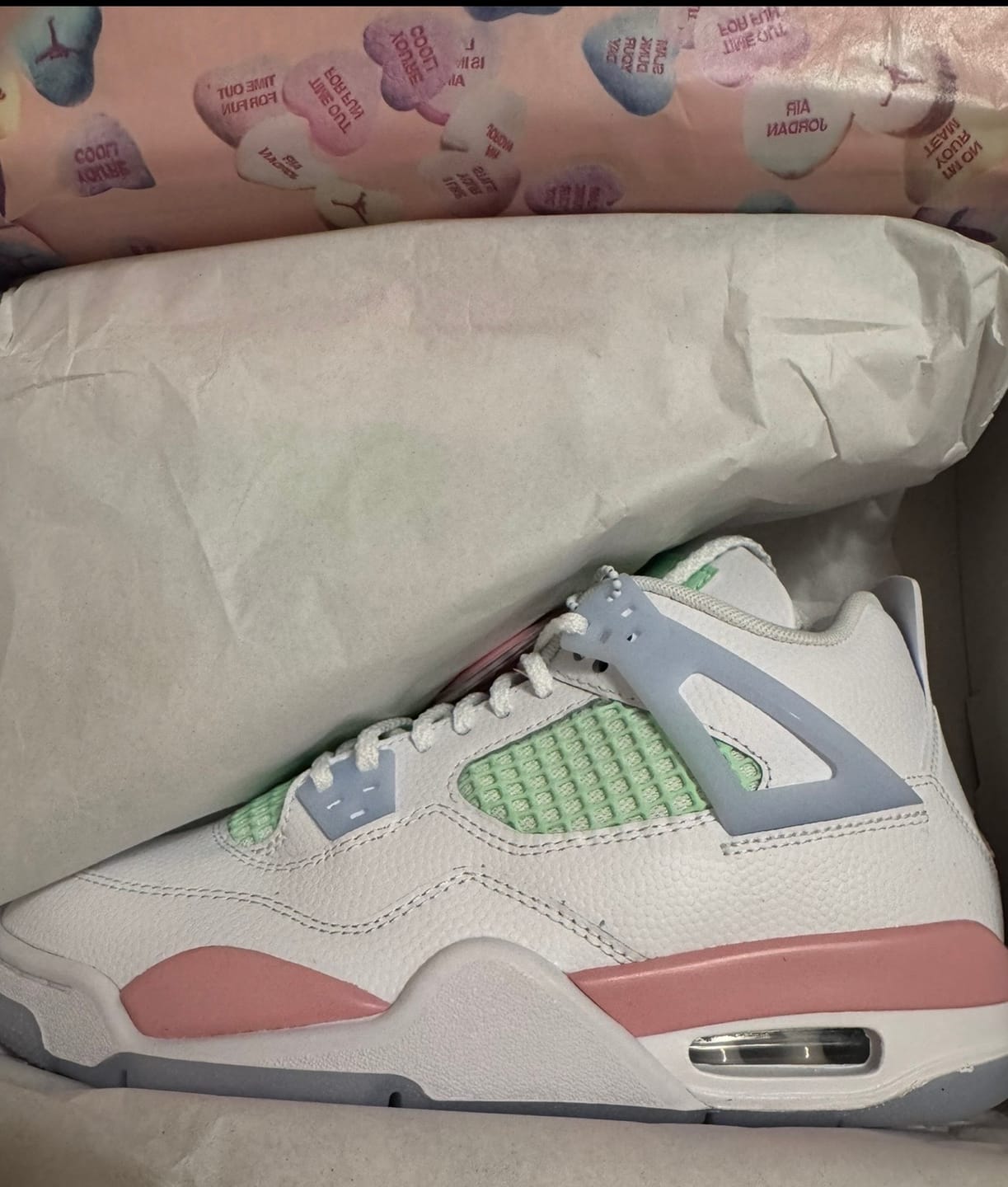 Customer photo review of Air Jordan 4 Retro "Valentine's Day" - Non Adult