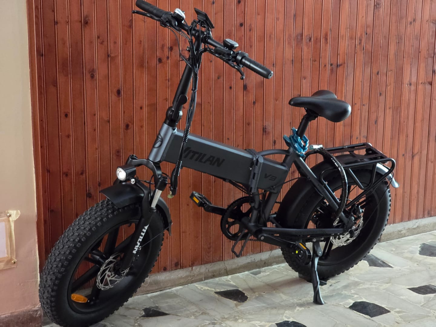 Customer photo review of V3 2.0 Folding Fat Tires Adult All Terrain Electric Bike