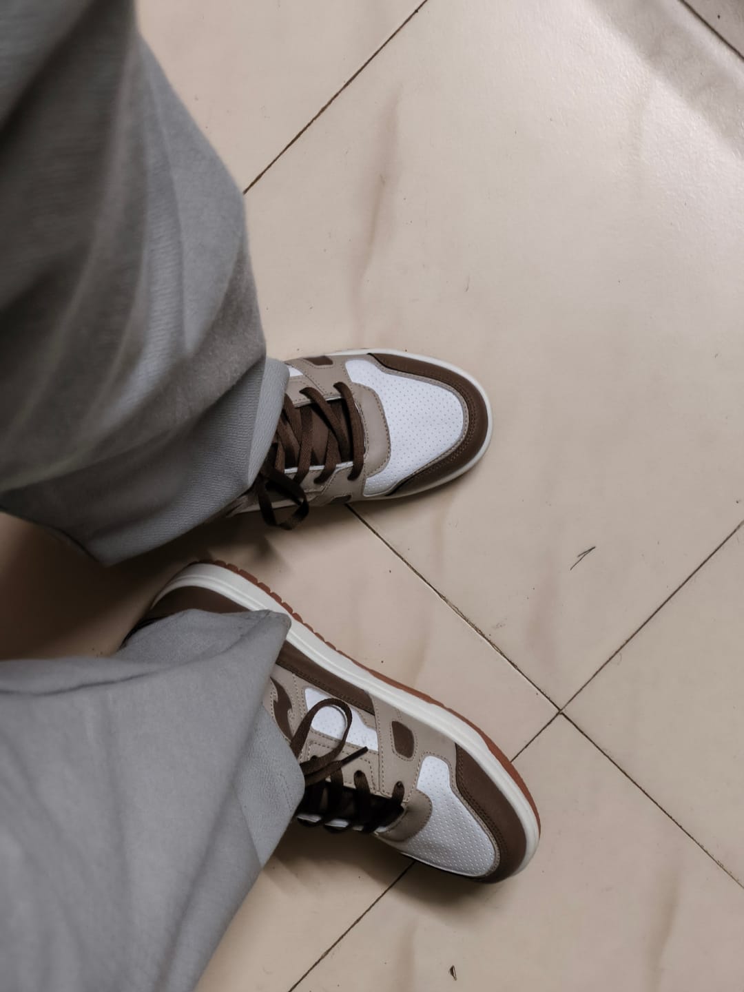 Customer photo review of ASH Beige Brown
