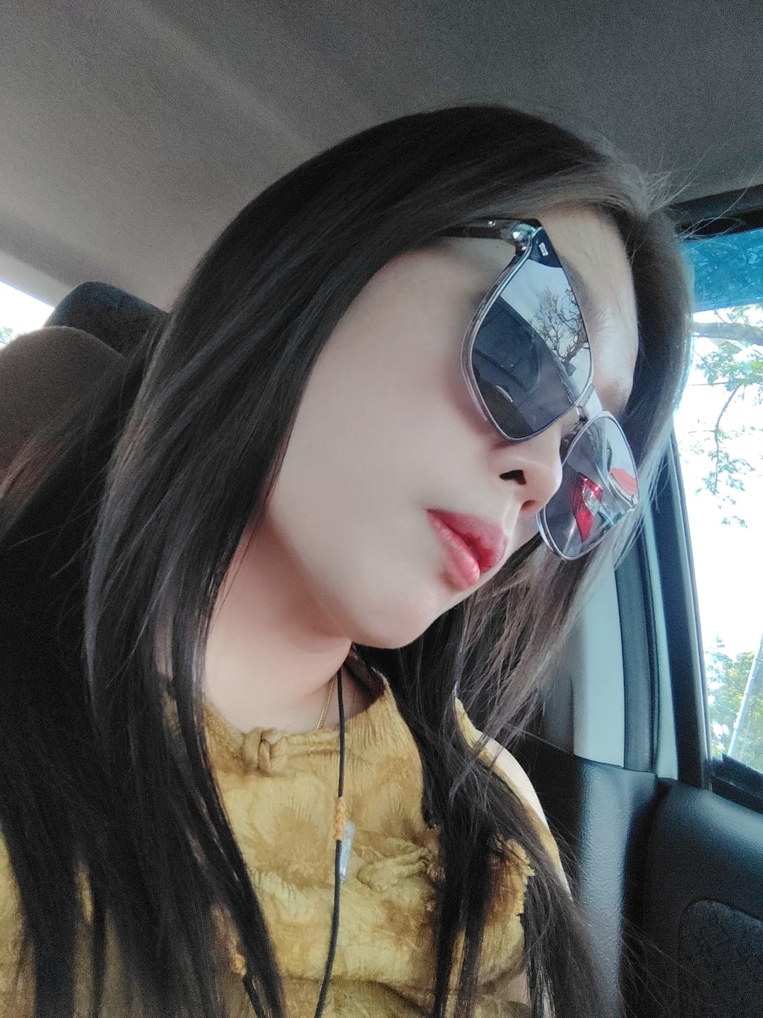 Customer photo review of Cleo Square Framed Sunglasses