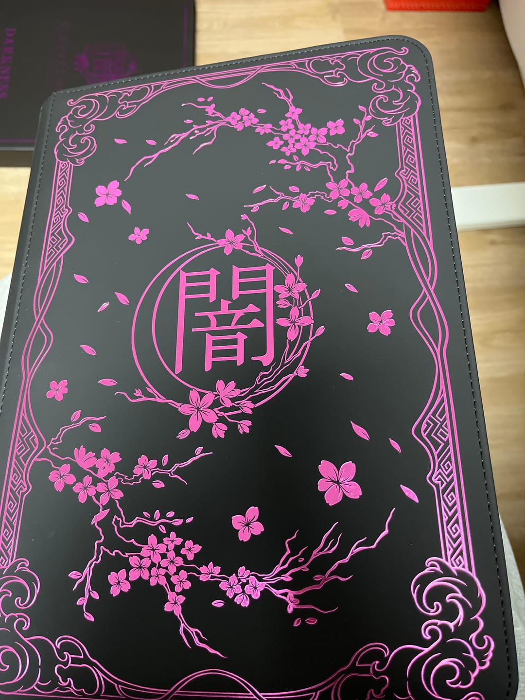 Customer photo review of DARKNESS - 9-Pocket Trading Card Binder