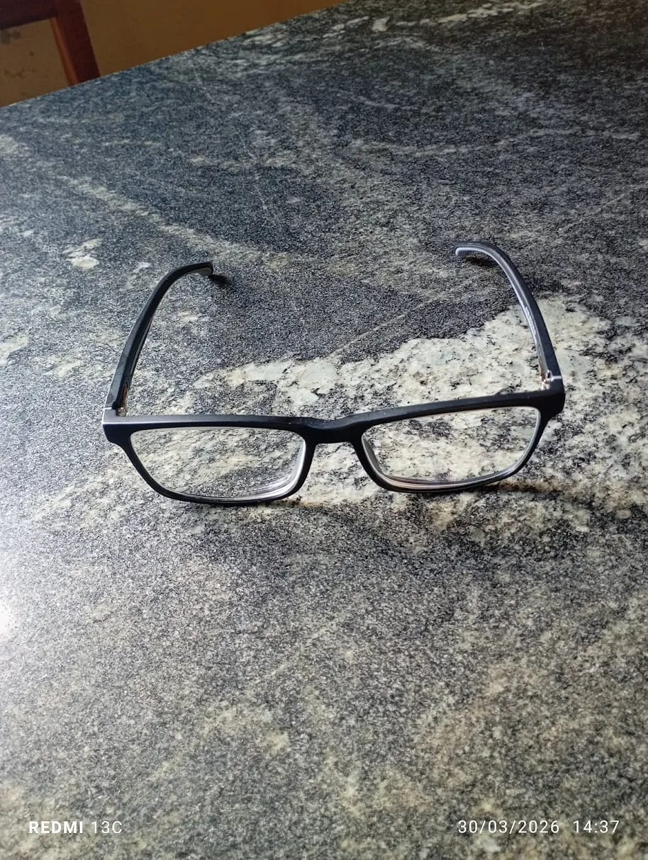 Customer photo review of Óculos Clip-on Hecarim (1 Lente)
