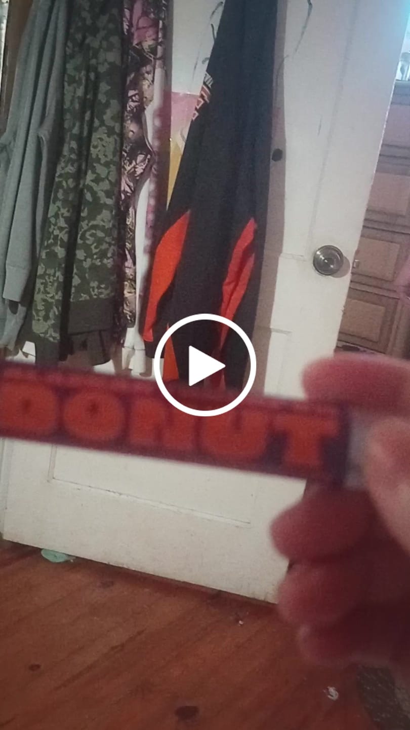 Customer video review of ALASKAN THNDRFVK DONUTS