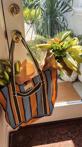 Customer photo review of The Goa Recycled Nylon Travel Tote - Tango Pop