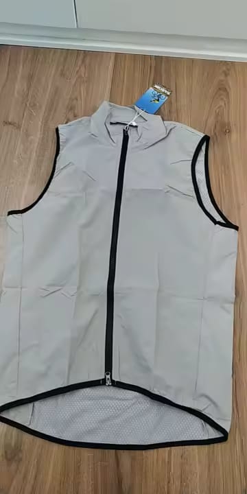 Customer photo review of Ultra-Light Windproof Cycling Vest