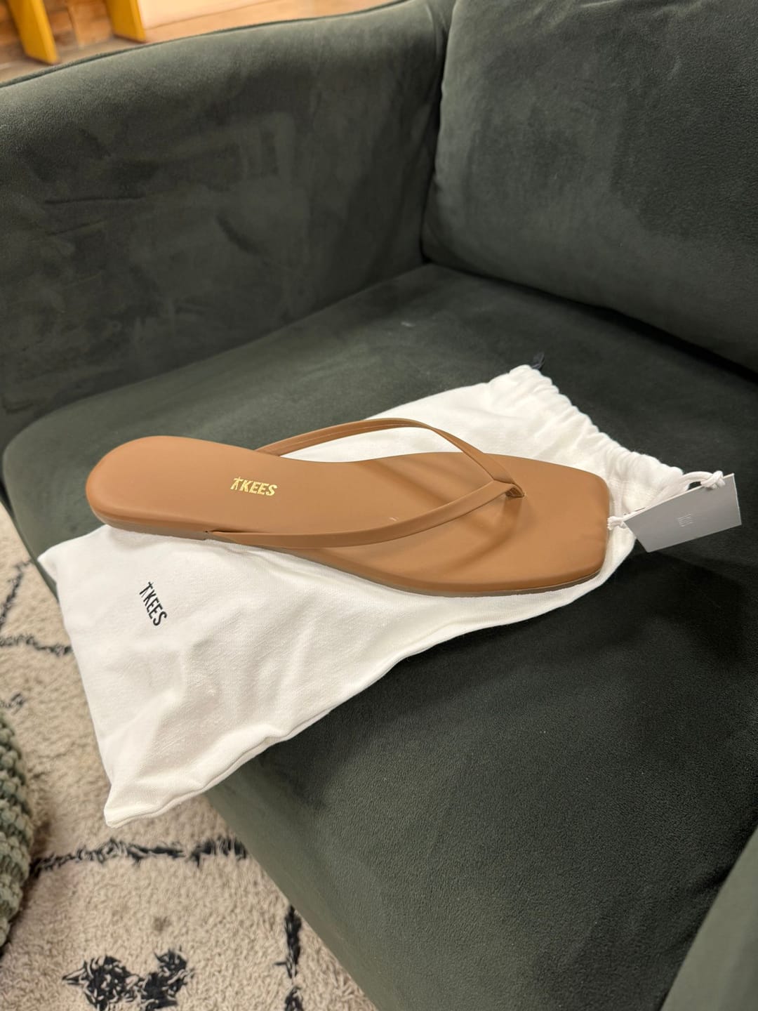 Customer photo review of כפכפי אצבע לנשים Square Toe Lily