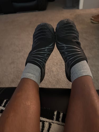 Customer photo review of Solyn-Black Void