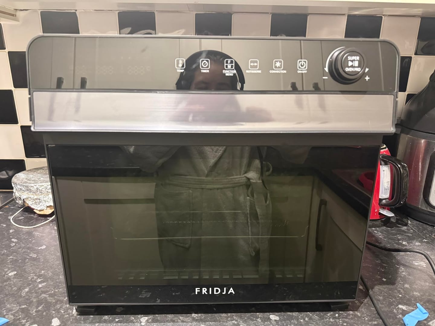 Customer photo review of Super Oven Pro - 30L Digital Air Fryer Oven