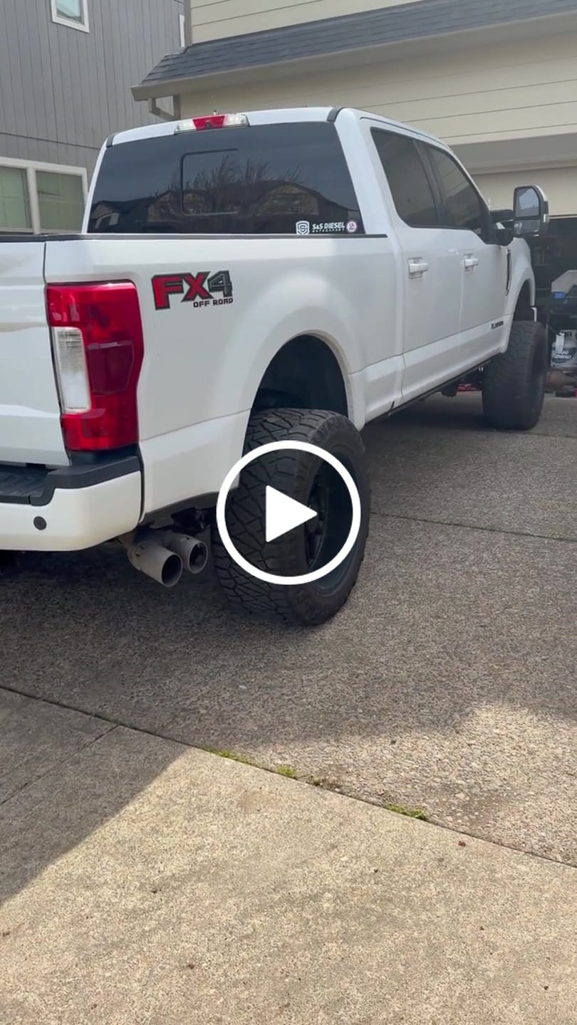 Customer video review of 2011 - 2019 6.7L Powerstroke F250 F350 F450 F550 | EZ Lynk