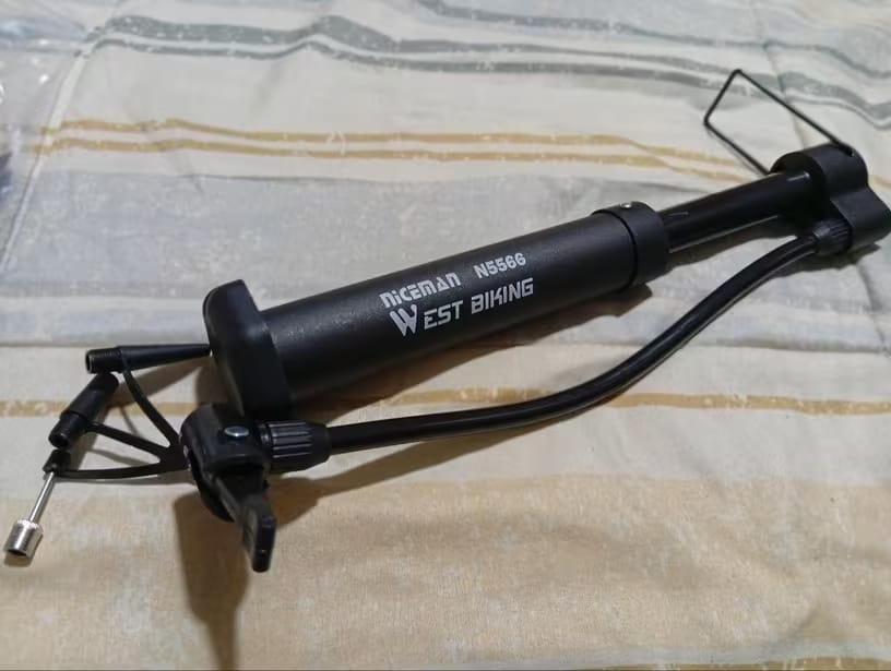 Customer photo review of 80 PSI Manual Floor Bike Pump & Inflator