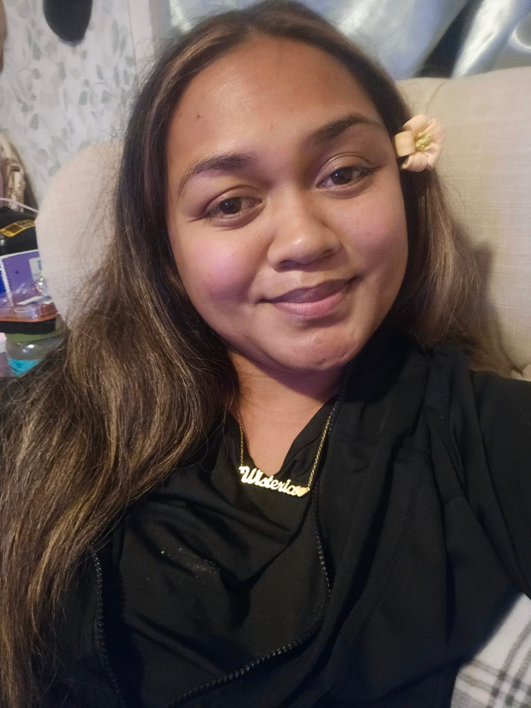 Customer photo review of Name Heart Necklace