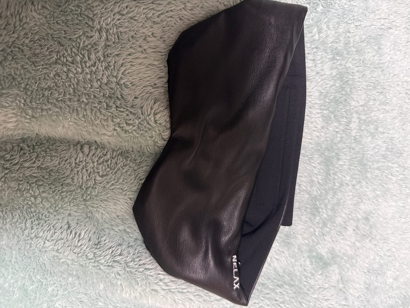 Customer photo review of NELAX 加重アイマスク　めざましテレビ紹介★