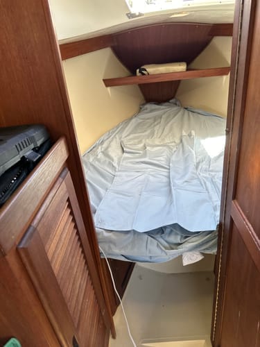 Customer photo review of Boat Bedding - CinchFit American Made Universal V Berth Sheets 600TC 100% Cotton