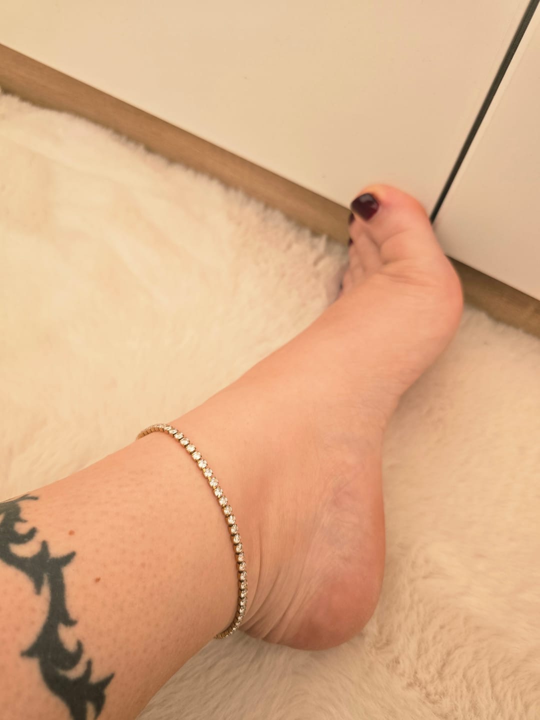 Customer photo review of Tennis Fußkette | 18K vergoldet