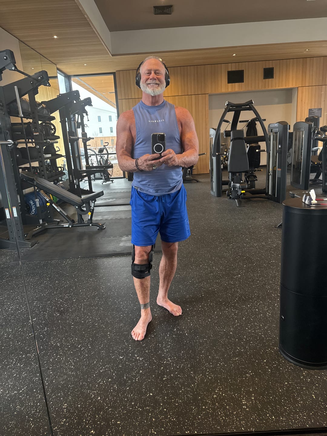Customer photo review of Apex Cutoff Tank