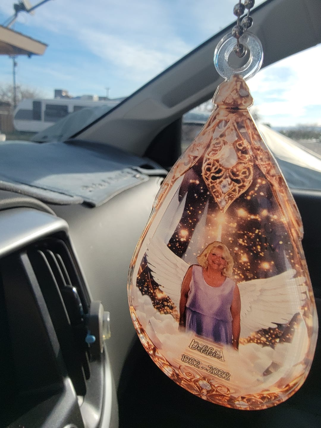 Customer photo review of Custom Photo Car Ornament - Personalized Christmas Memorial Sympathy Gifts For Loss Of Mom, Dad