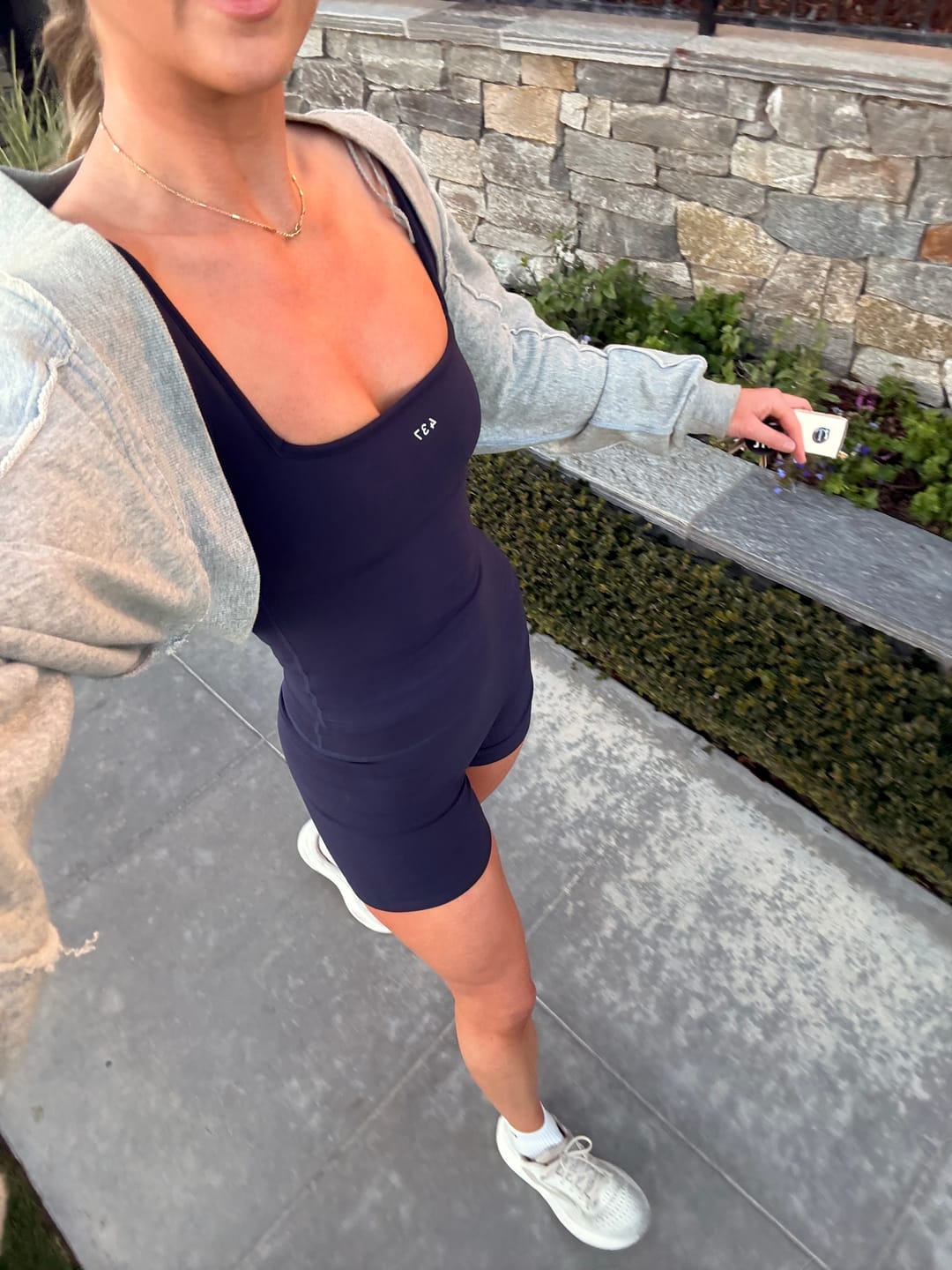 Customer photo review of The Square Tank / Navy