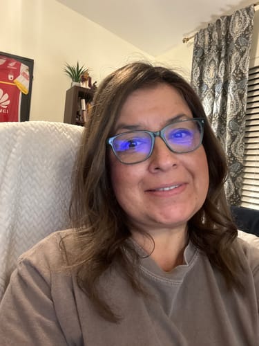 Customer photo review of Ella Light Volume Hair Topper