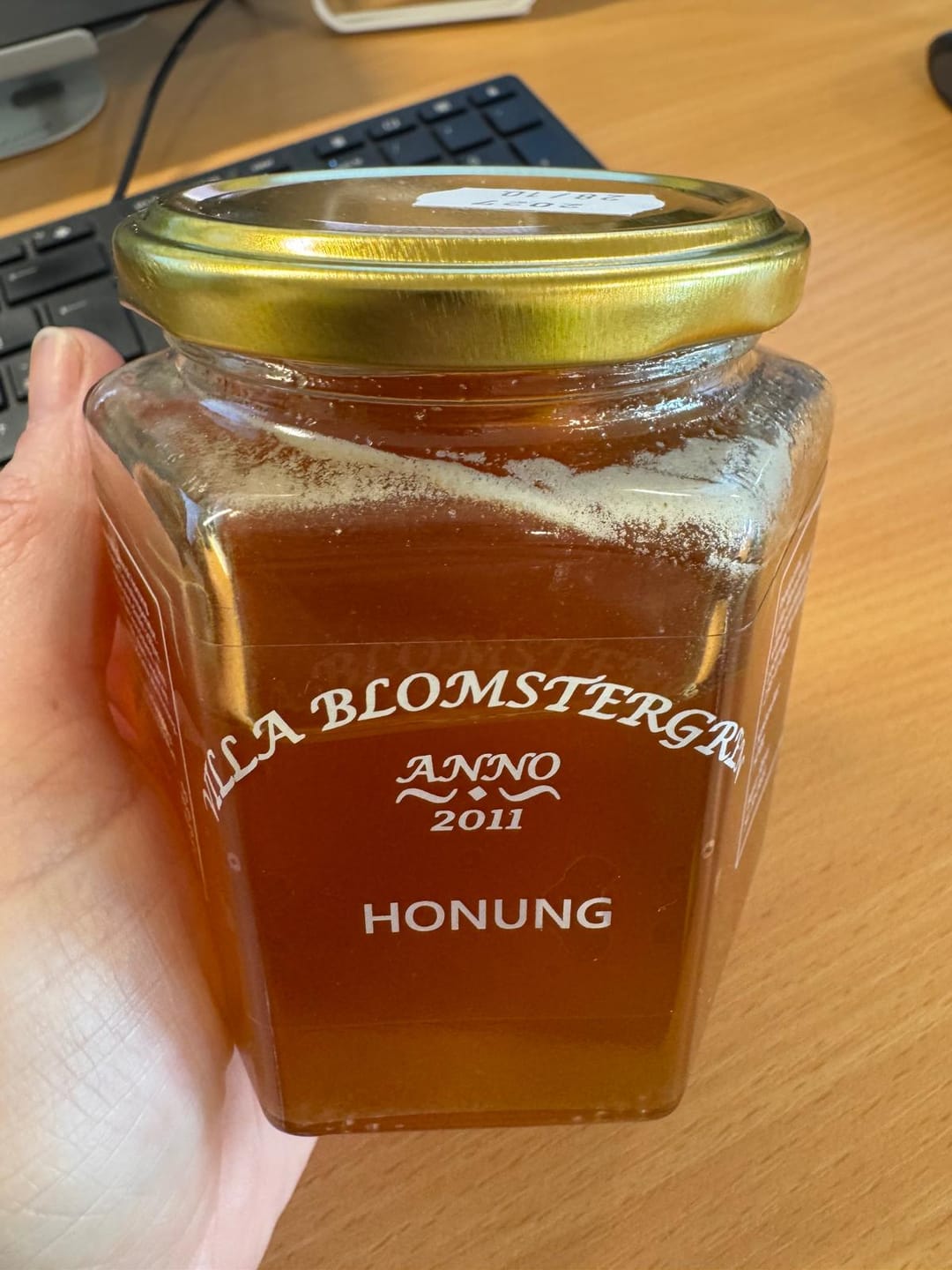 Customer photo review of 2 kg flytande honung + 110g bipollen för 599kr ink. fri frakt!