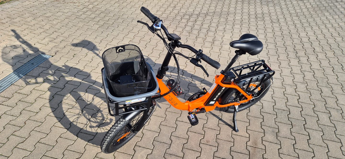Customer photo review of Engwe L20 SE 250W 20" Foldable Electric Bike 561Wh Trekking Bike Step-through E-bike 36V 15.6Ah Battery