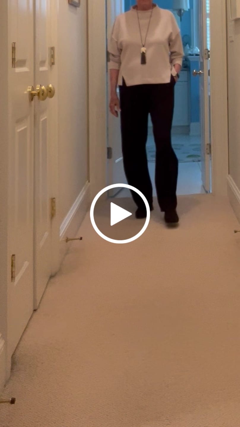 Customer video review of Essential Flow Pants, Black