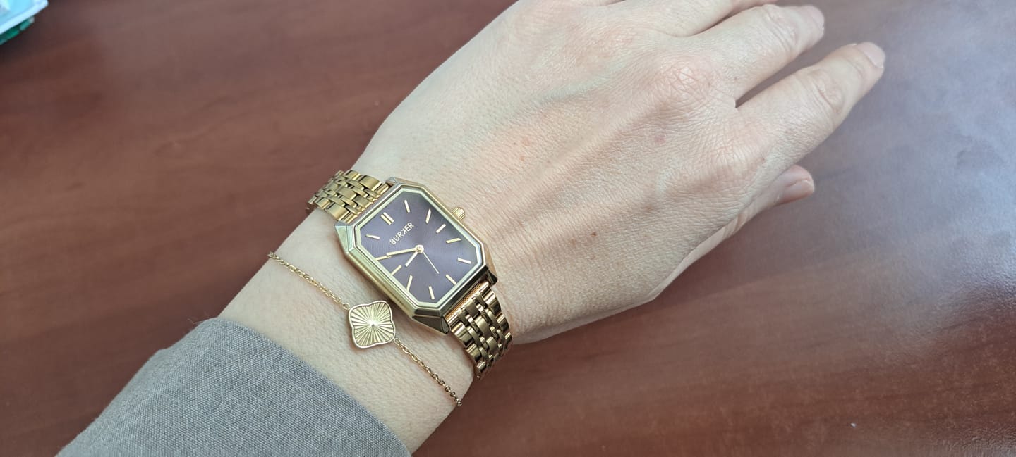Customer photo review of Flora Gold Bracelet